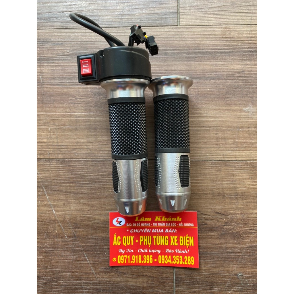 Tay Ga Xe Điện Vespa 3 Tốc Độ (Giá 1 Đôi ) - Lâm Khánh E-Bike Shop