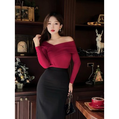 YU CHERRY | Áo thun nữ tay dài lệch vai Mi Musa Top YA448