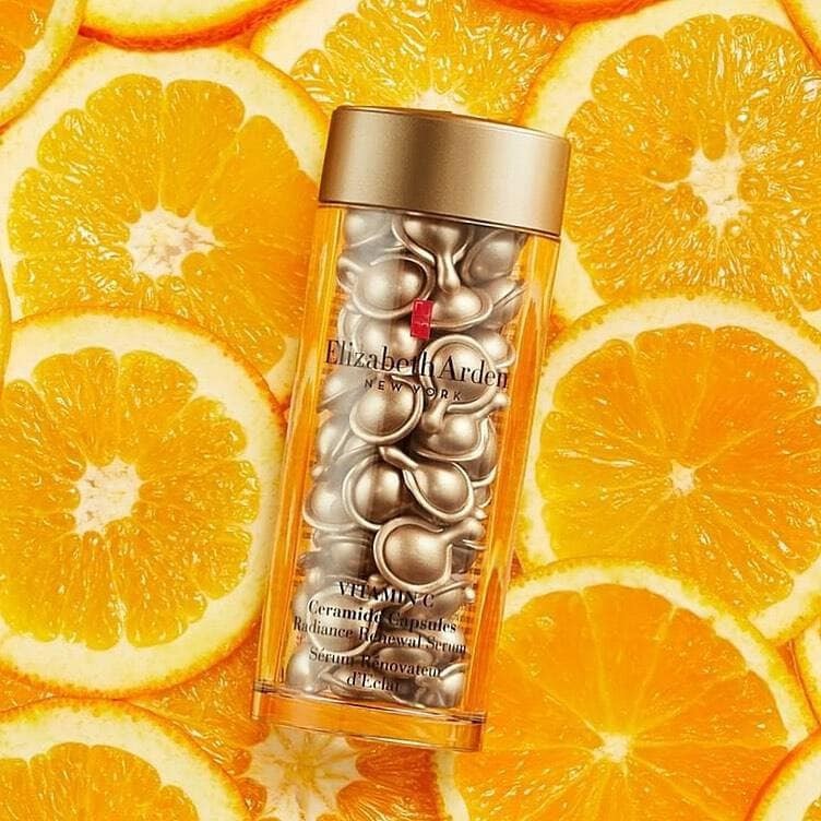 Ống 7 viên nang Tinh chất Vitamin C cô đặc cao cấp trắng da bật tone, mờ thâm sạm nám Elizabeth Arden