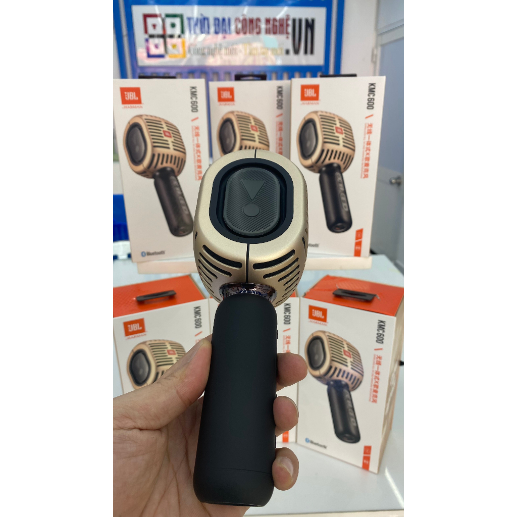 Loa Micro Karaoke JBL KMC 600 chính hãng, bảo hành 3 tháng, 1 đổi 1 trong 30 ngày.