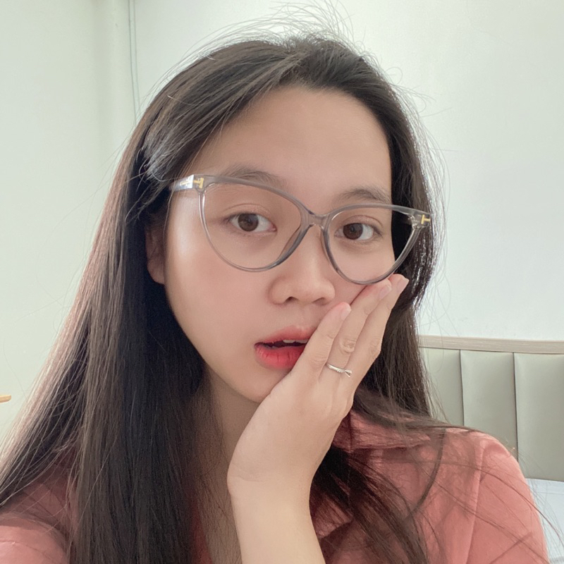 Kính mắt mèo gọng nhựa kiểu dáng đơn giản trẻ trung