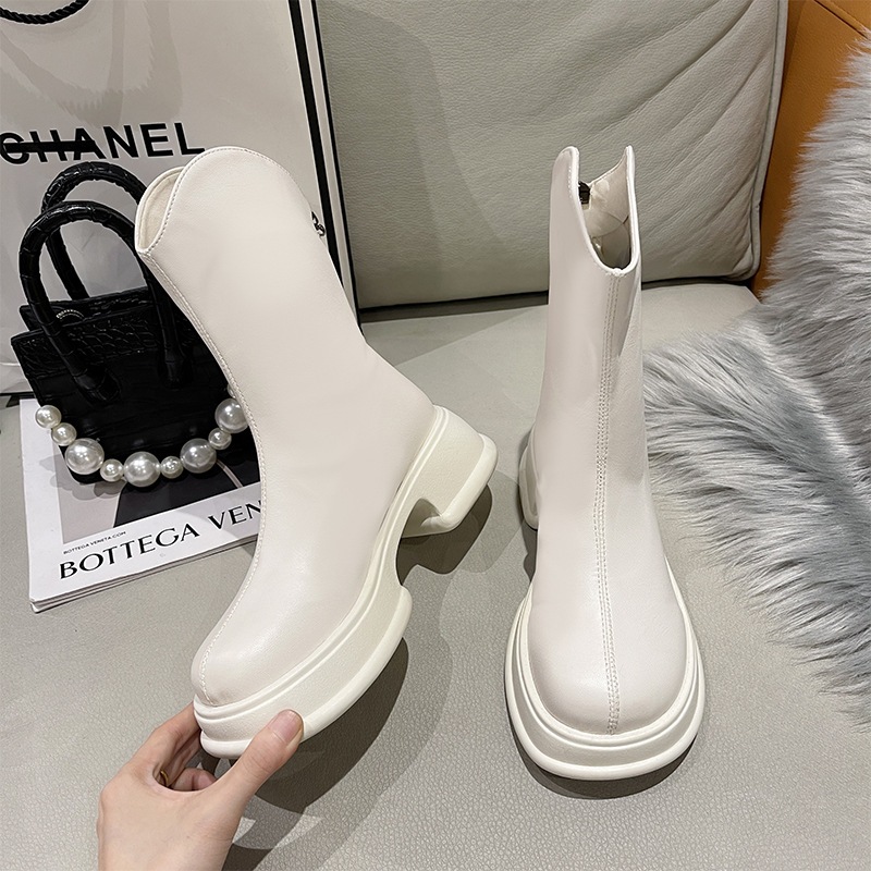 Bốt nữ đế xuồng cổ vát fashion