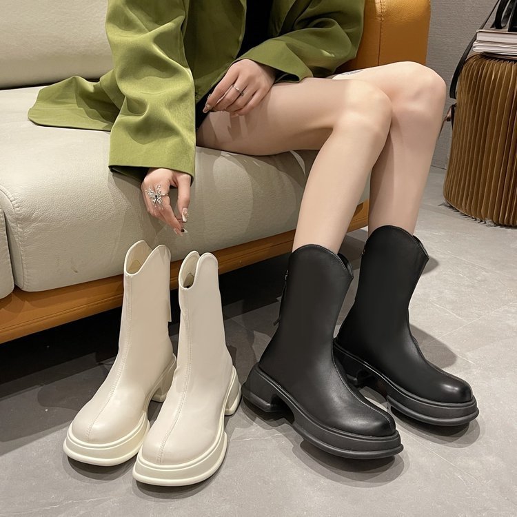 Bốt nữ đế xuồng cổ vát fashion