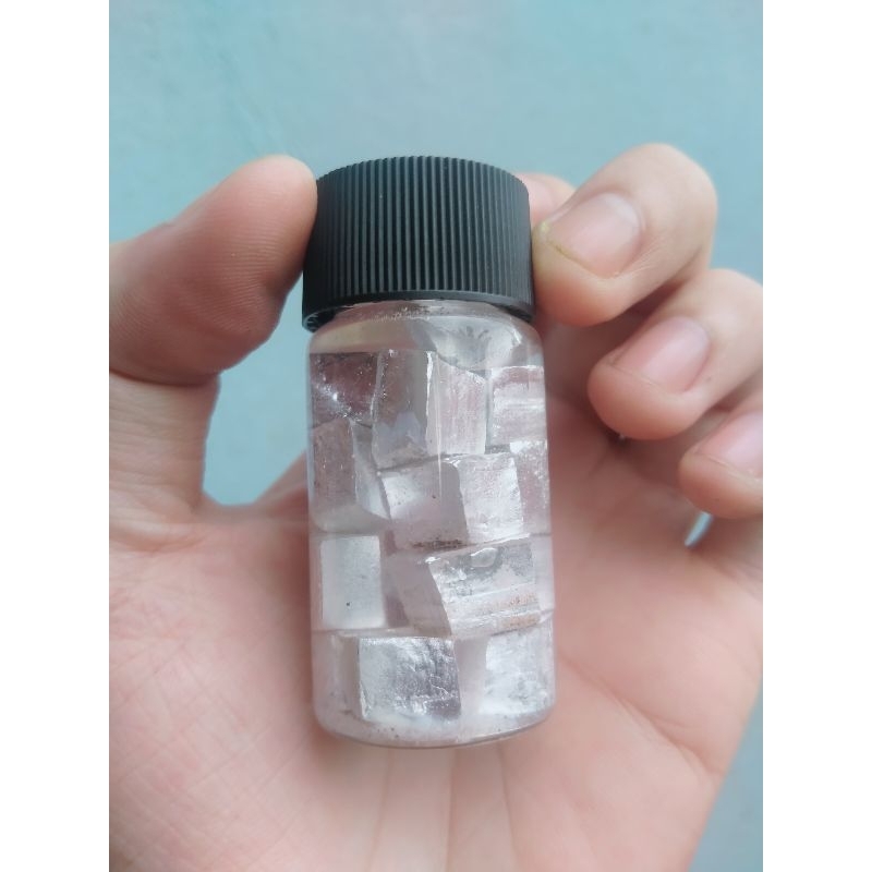 Natri kim loại Sodium metal Na 99,5% dành cho dạy học và sưu tầm
