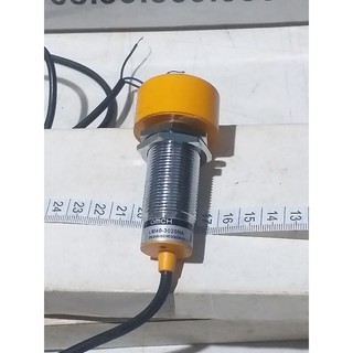 CẢM BIẾN TIỆM CẬN OMCH LM40-3020NA TRỤ TRÒN PHI 40MM CẢM BIẾN KIM LOẠI