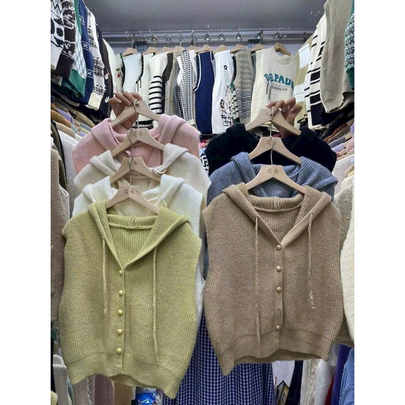 Áo len ghile mũ cúc ngọc cài cùng màu cực xinh hàng Qc A346