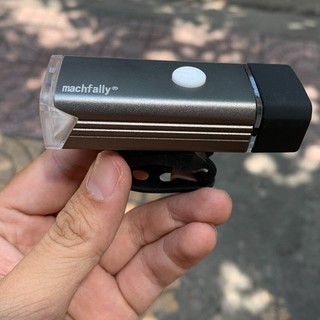 Đèn Pin LED siêu sáng Trên Xe Đạp