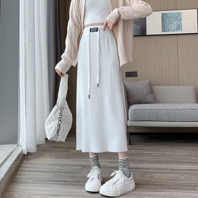 Chân váy len trơn dáng dài dây rút xẻ sau - Retrostyle - Chanvaylen0509_P13K3