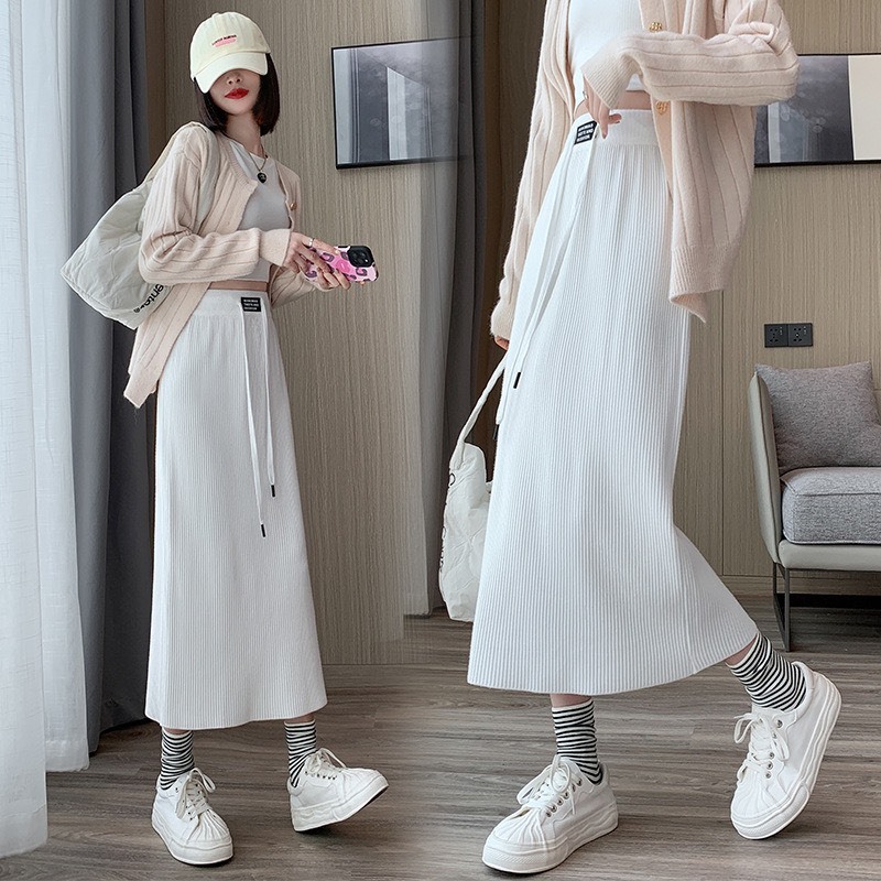 Chân váy len trơn dáng dài dây rút xẻ sau - Retrostyle - Chanvaylen0509_P13K3