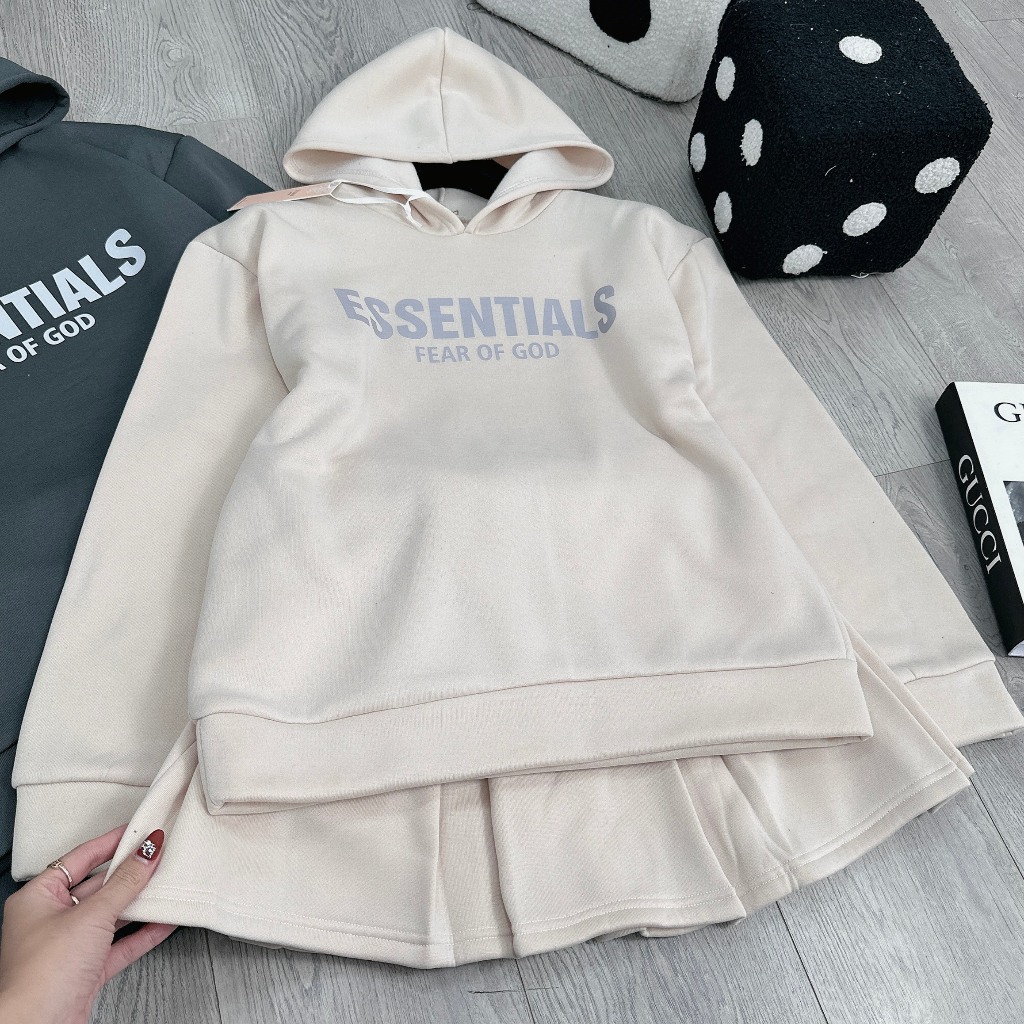 Set Bộ Đồ Nữ Áo Dáng Dài  In  Essen Phối Mũ Mix Chân Váy Xếp Ly Dáng Ngắn freesize