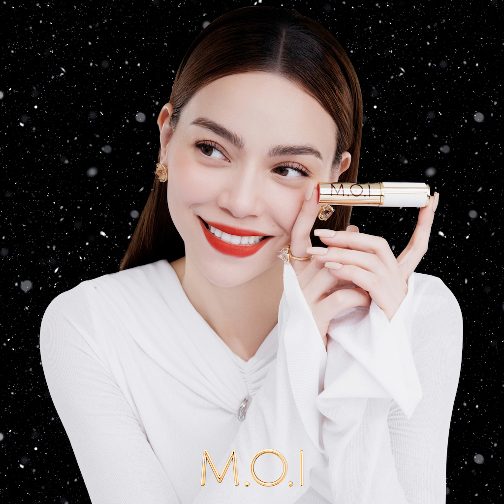 Son kem lì MOI Cosmetics Holiday lì mềm môi dưỡng ẩm 3.5g