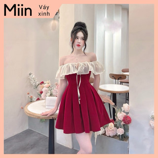 Váy nhung xếp ly trễ vai tơ