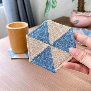 Lót ly vải linen màu blue/Miếng lót ly hình lục giác bằng vải ghép chống thấm nước cực tốt /đế vải lót ly handmade