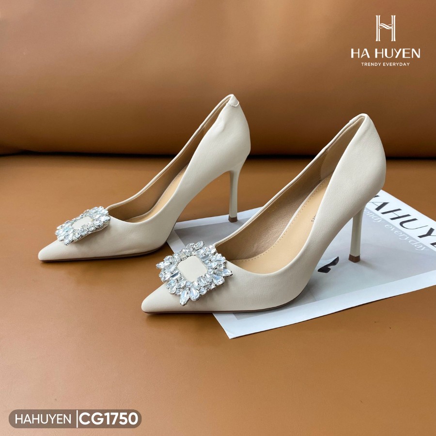 Giày cao gót nữ Hà Huyền Shoes da lì mũi nhọn đá ZR vuông GN 9p - CG1750