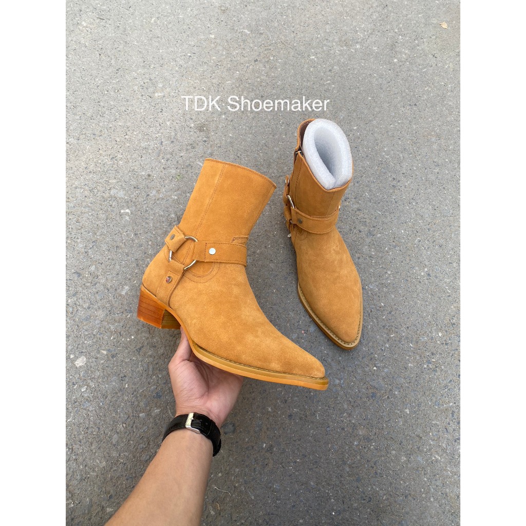 Harness Boots Tobacco Mũi Nhọn Giày Bốt Nam Phong Cách Cao Bồi Da Lộn Màu Nâu Đế Khâu Gót Gỗ Khoá YYK, TDK Shoemaker