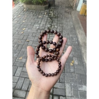 Vòng tay gỗ mun công giá rẻ