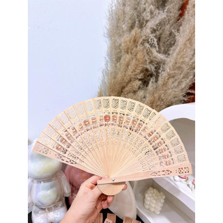 Quạt gỗ, Quạt cổ trang gỗ thơm