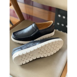 giày Clarks