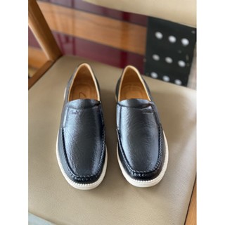 giày Clarks