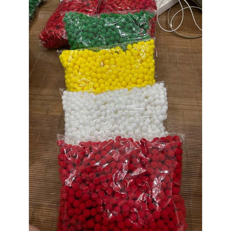 hạt bom bom ,quả bông( 1 màu )