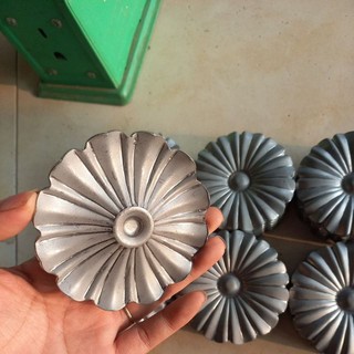 Hoa Sắt Mỹ Thuật - Cúc Nhiều kích cỡ