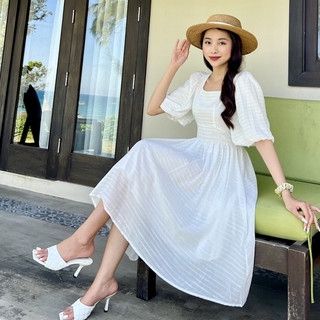 CÓ SẴN- Váy tay bồng dáng dài - Tikbook Store