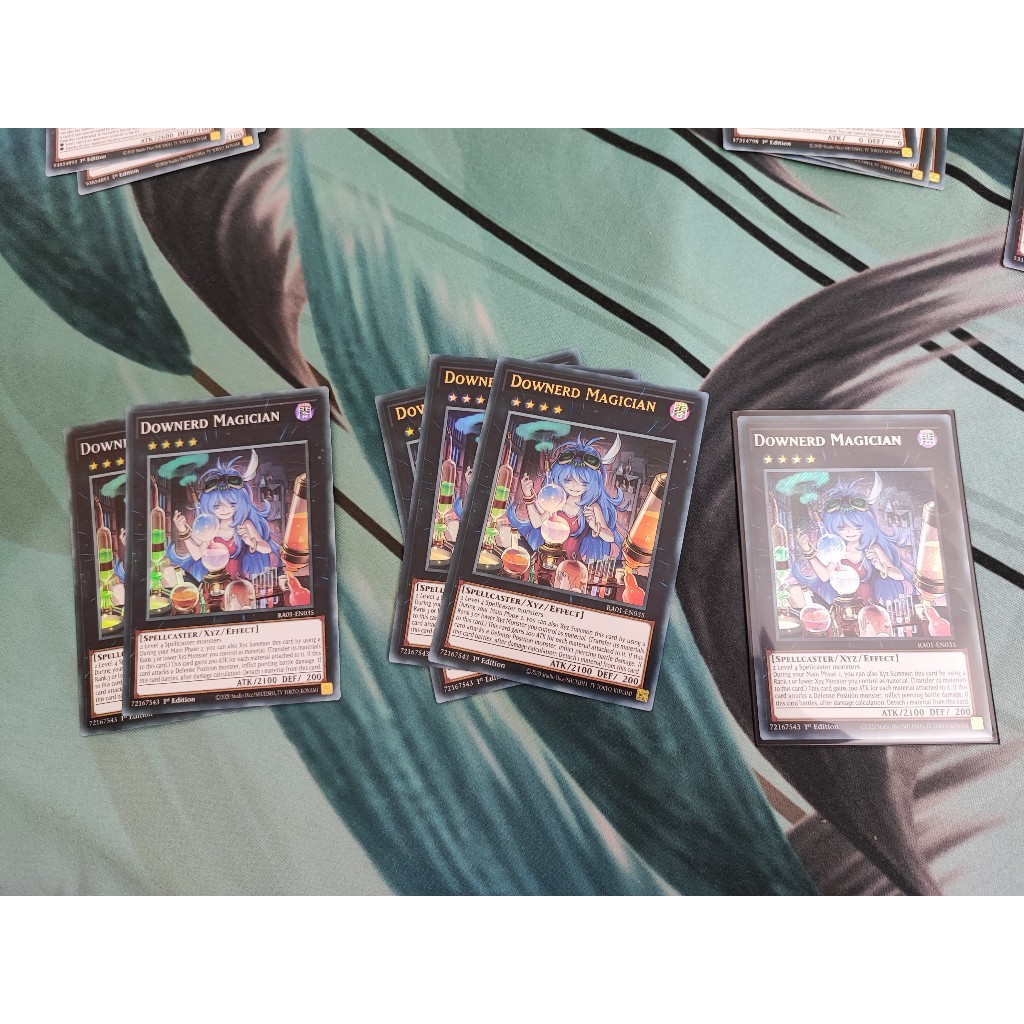 1 lá thẻ bài Downerd Magician - RA01-EN035
