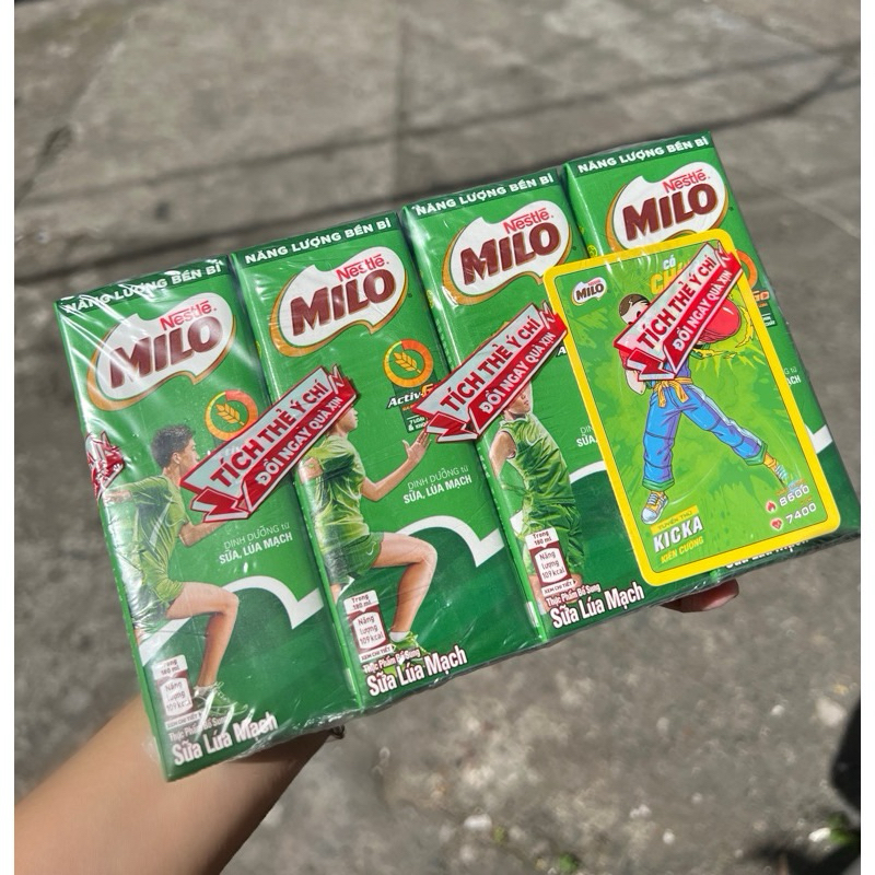 Sữa lúa mạch Milo lốc 4 hộp x 180ml