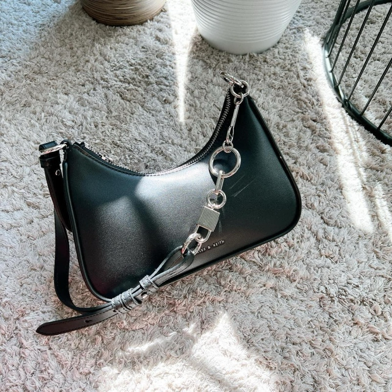 |nhymbagnwallet| Túi đeo vai dây phối ổ khoá lạ mắt