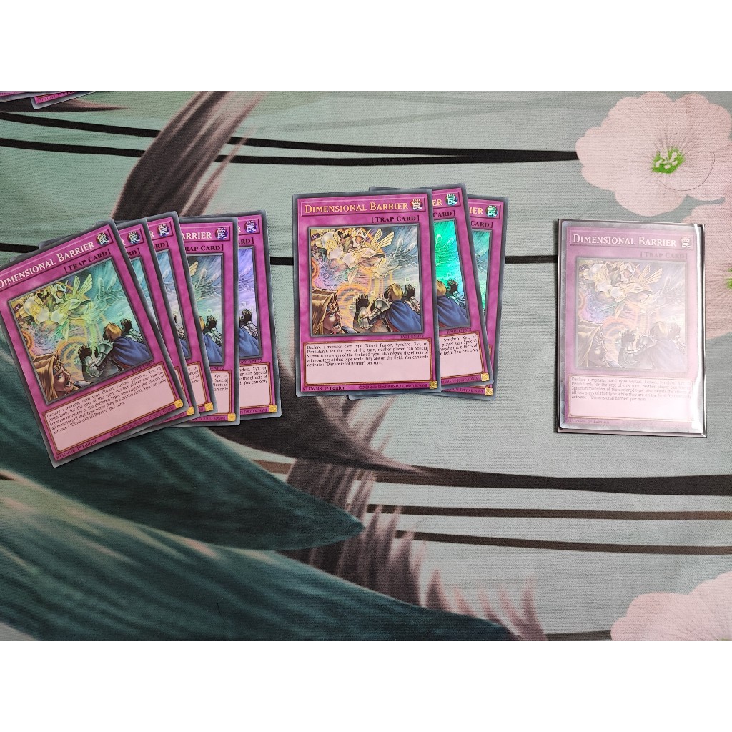 1 lá thẻ bài Dimensional Barrier - RA01-EN072