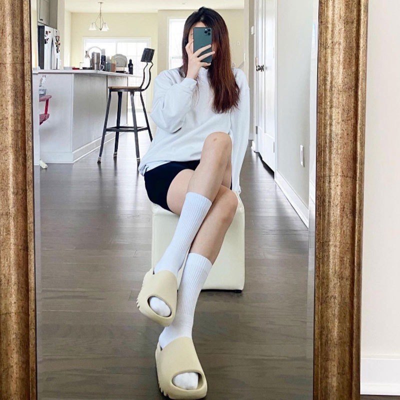 Dép yeezy slide 5 màu basic vân nhám đế cao bản full cao cấp - full box