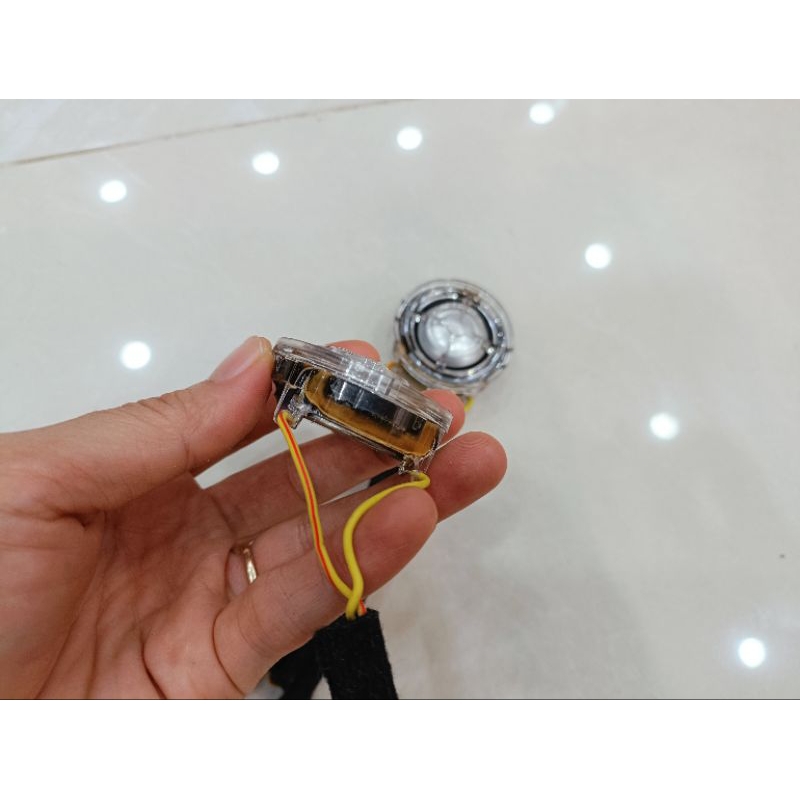 Treb từ neo màng nhôm