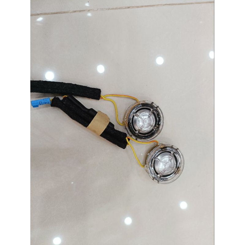 Treb từ neo màng nhôm