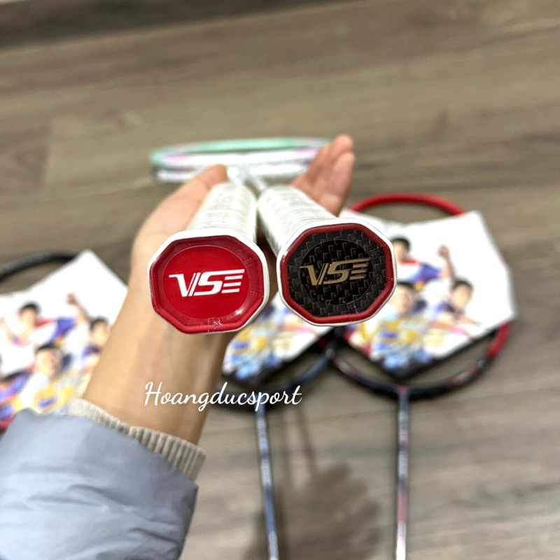 Vợt cầu lông VS Blade 7000,7100,7200,7300, tặng cước căng luôn 11kg màu ngẫu nhiên,tặng cuốn cán,tặng túi đựng vợt