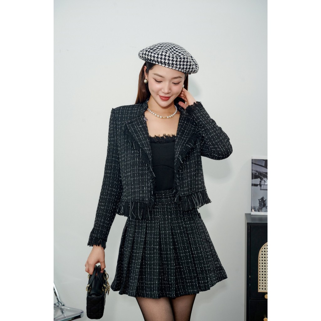 Chân Váy 𝐂𝐂𝐇𝐀𝐓 Xếp Ly Dáng Ngắn Chất Dạ Tweed Lana Cao Cấp 23CNZ5001XT