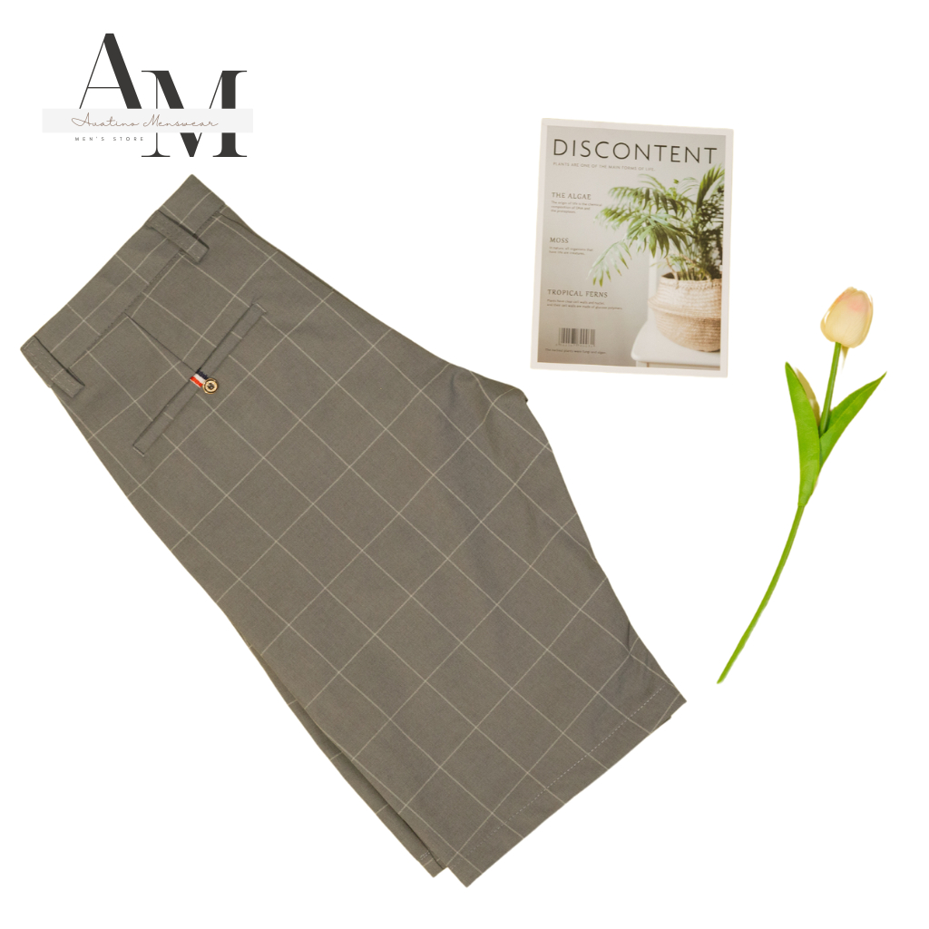Quần Short Nam Tây Âu Avatino Menswear Sọc Caro, Vải Cotton 2 Chiều Co Dãn Cao Cấp