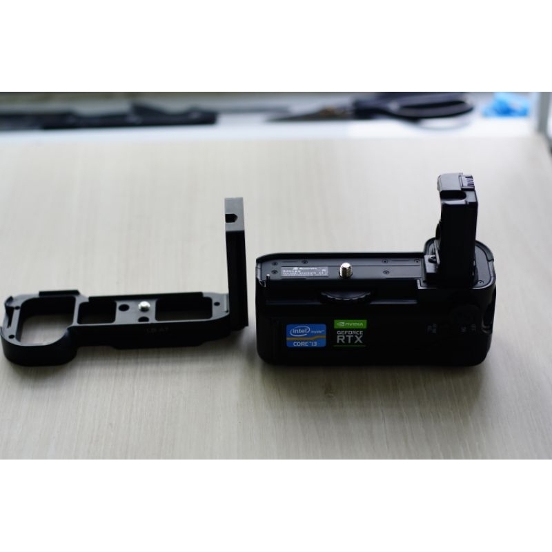Đế pin sử dụng cho Sony A7 / A7R / A7S Grip pin Sony A7 Serie & L-Plate A7