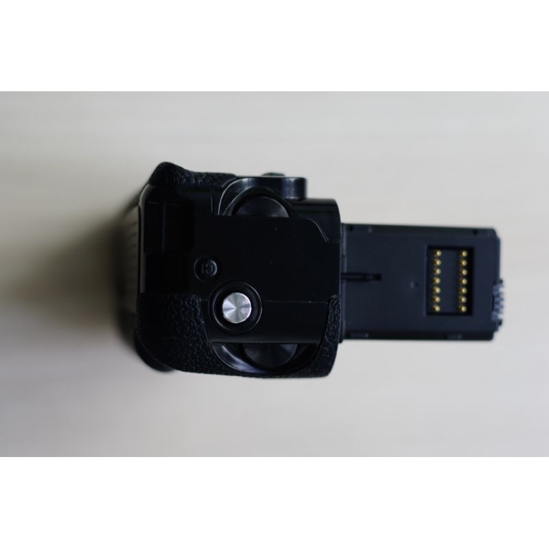 Đế pin sử dụng cho Sony A7 / A7R / A7S Grip pin Sony A7 Serie & L-Plate A7