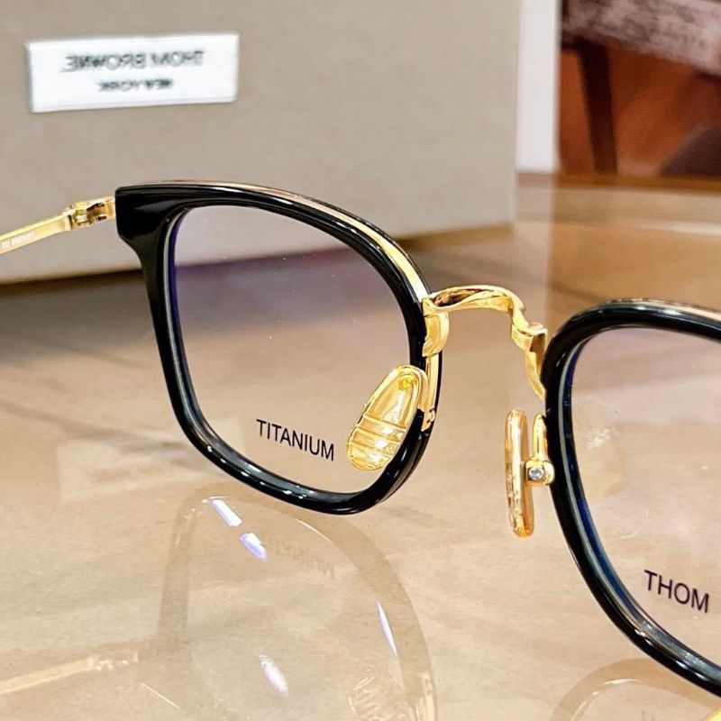 𝐒𝐢𝐞̂𝐮 𝐏𝐡𝐚̂̉𝐦-kính THOM B.ROW.NE