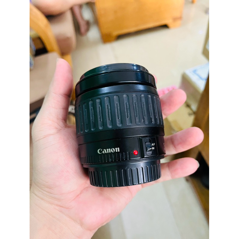 lens canon EF 35-105 f4.5-5.6 dùng cho Canon EOS số và film đều được