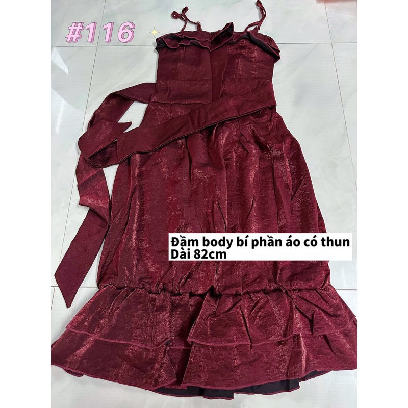 Đầm body quả bí hai dây