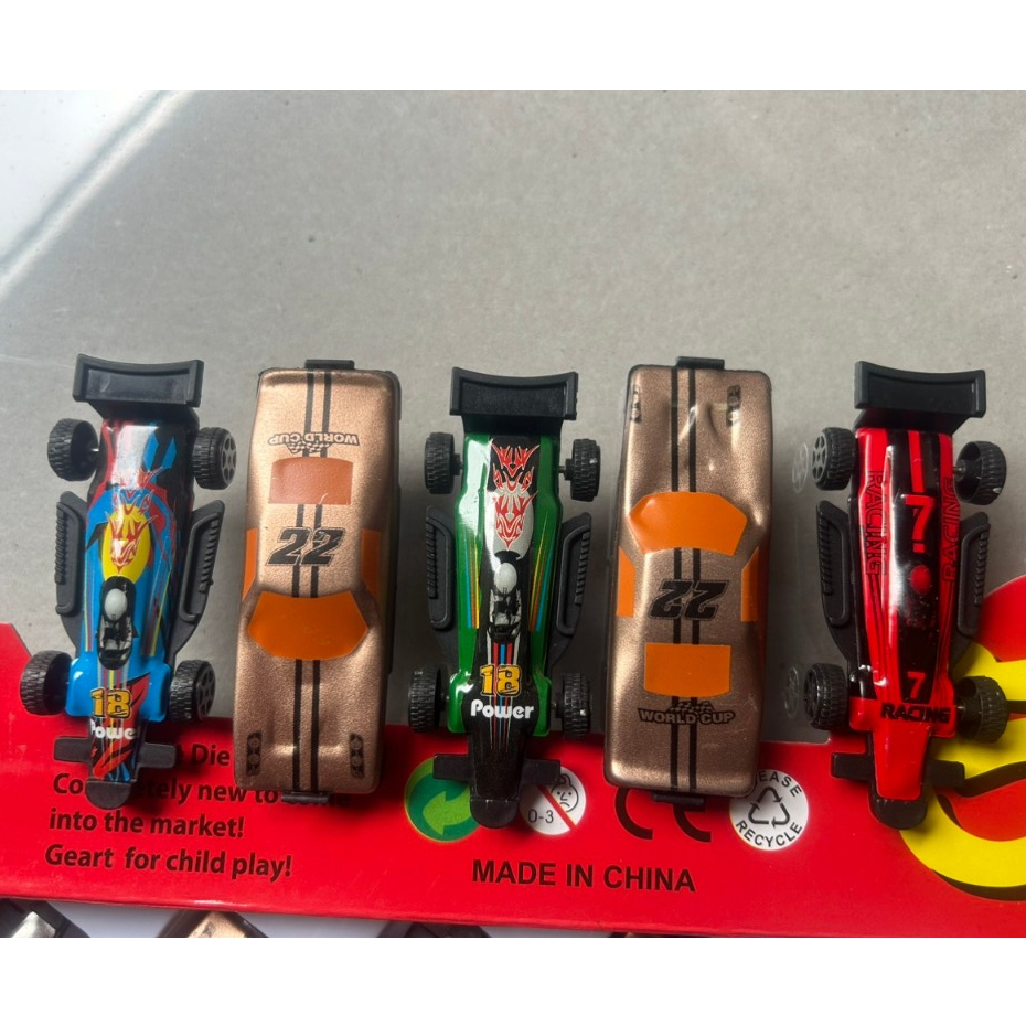Set 2 Con Đồ chơi ô tô đồ chơi xe đua mini xe chạy đà màu da dạng