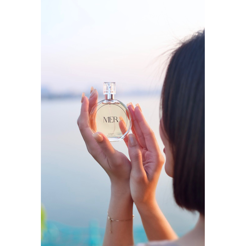 Nước hoa dưỡng tóc MER hương CRYTAL ROSE chai 50ml