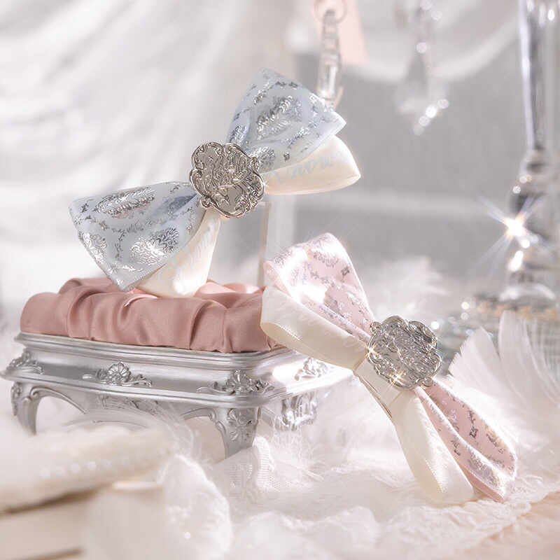 Các mẫu quà tặng kẹp Flower Knows