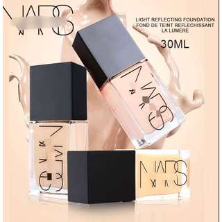 Kem Nền Dạng Lỏng Nars Light Reflecting Foundation 30ml