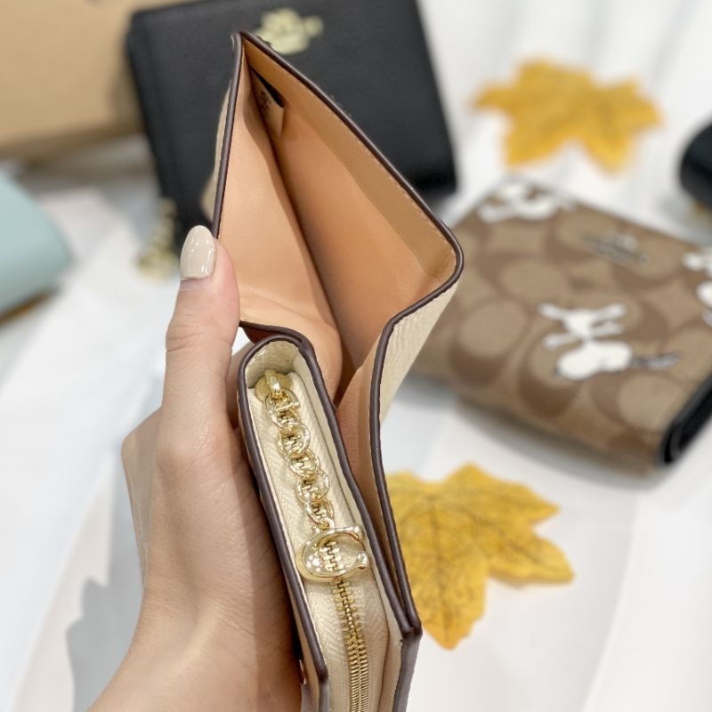 Ví COACH GẬP SNAP