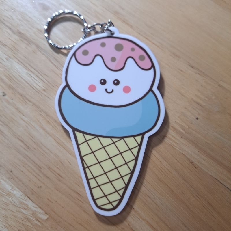 Móc khóa Mica in hình, ghi lời chúc theo yêu cầu