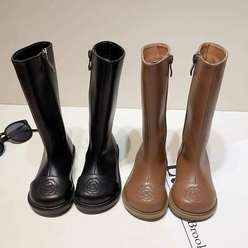 Boot cao cổ thu đông mẫu mới hoa trà 2 màu cho bé gái