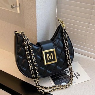 Túi xách nữ đeo vai đeo chéo dây da luồn xích chất da mềm chần trám để đồ thoải mái khóa chữ M