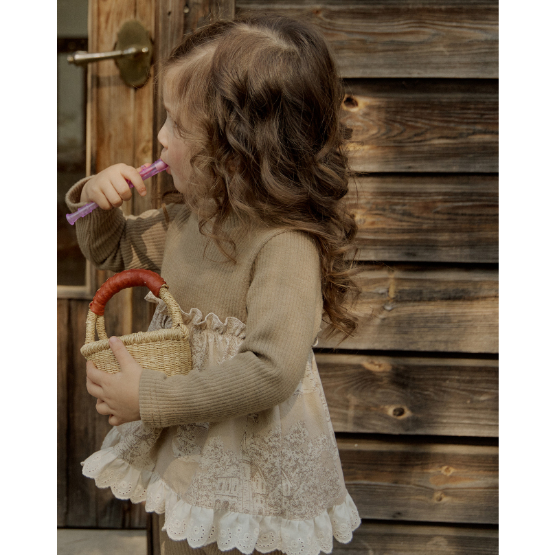 Flo Set Áo & Quần legging Hàn Quốc cho bé